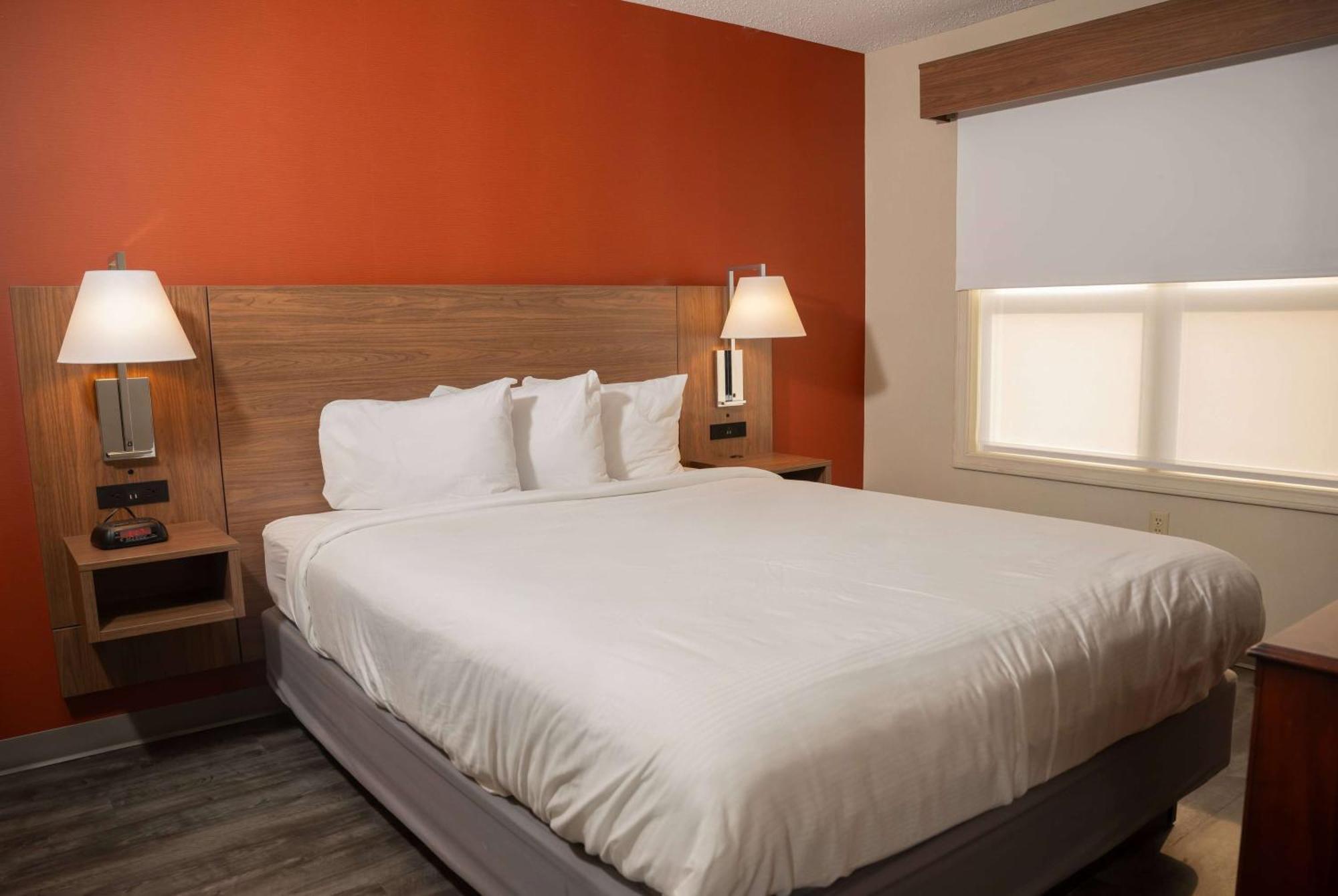Hotel Hawthorn By Wyndham Erie Kearsarge