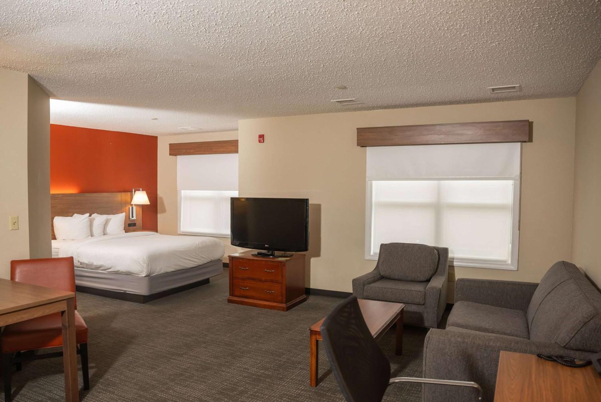 Hotel Hawthorn By Wyndham Erie 3*