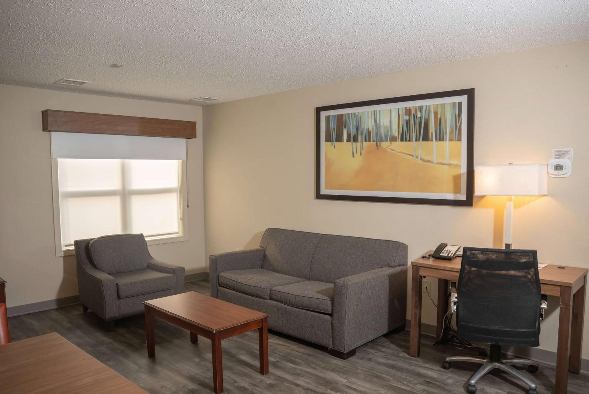 Hawthorn By Wyndham Erie 3*